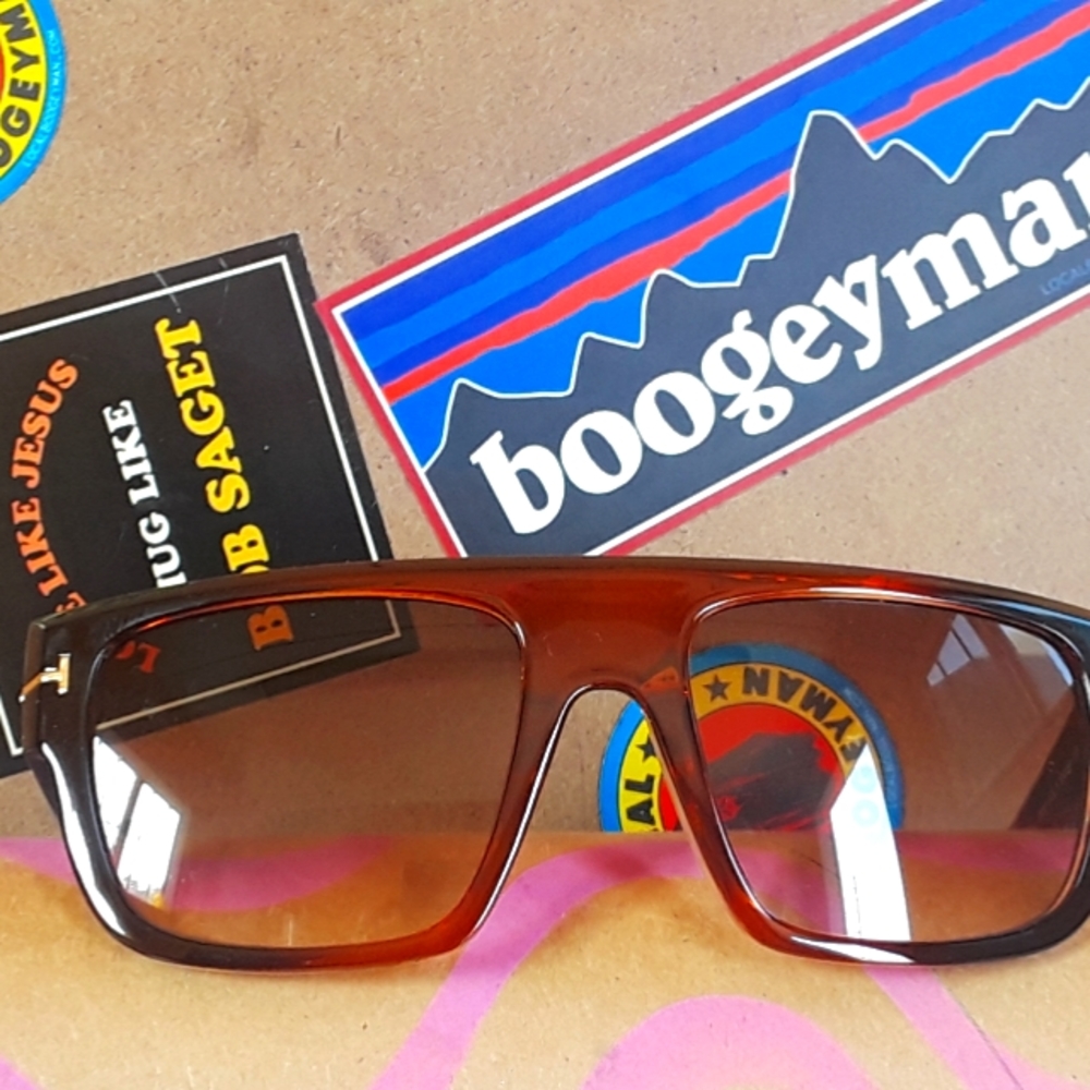 Very cool, Late 70s, Early 80s Style Sunglasses